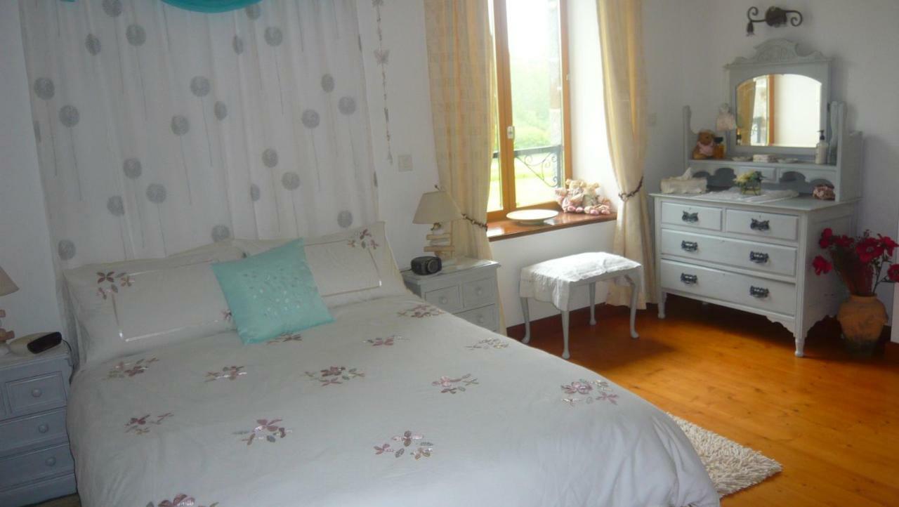 Yvrandes Le Rocher B&B מראה חיצוני תמונה